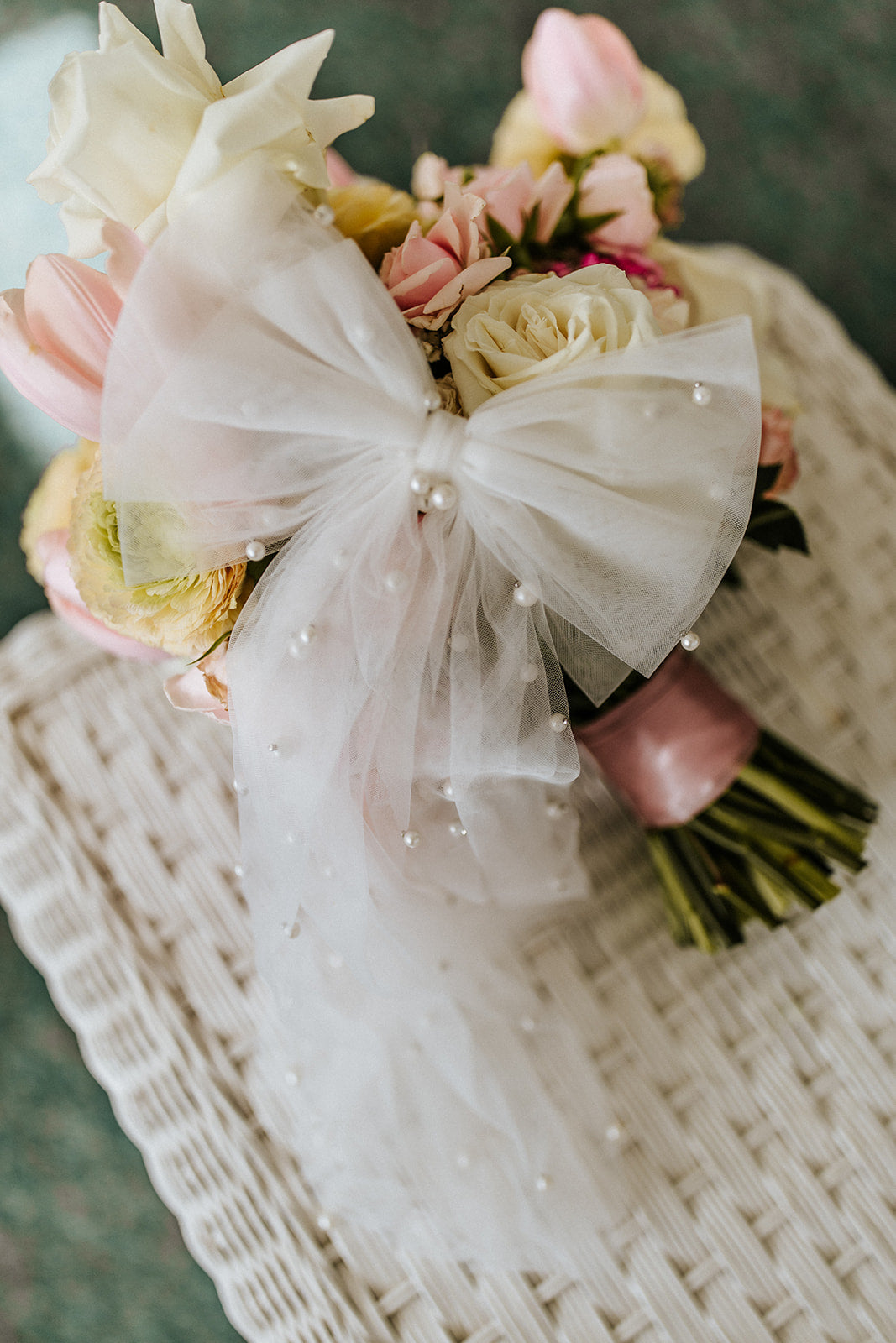 Eloise Pearl Tulle Hair Bow