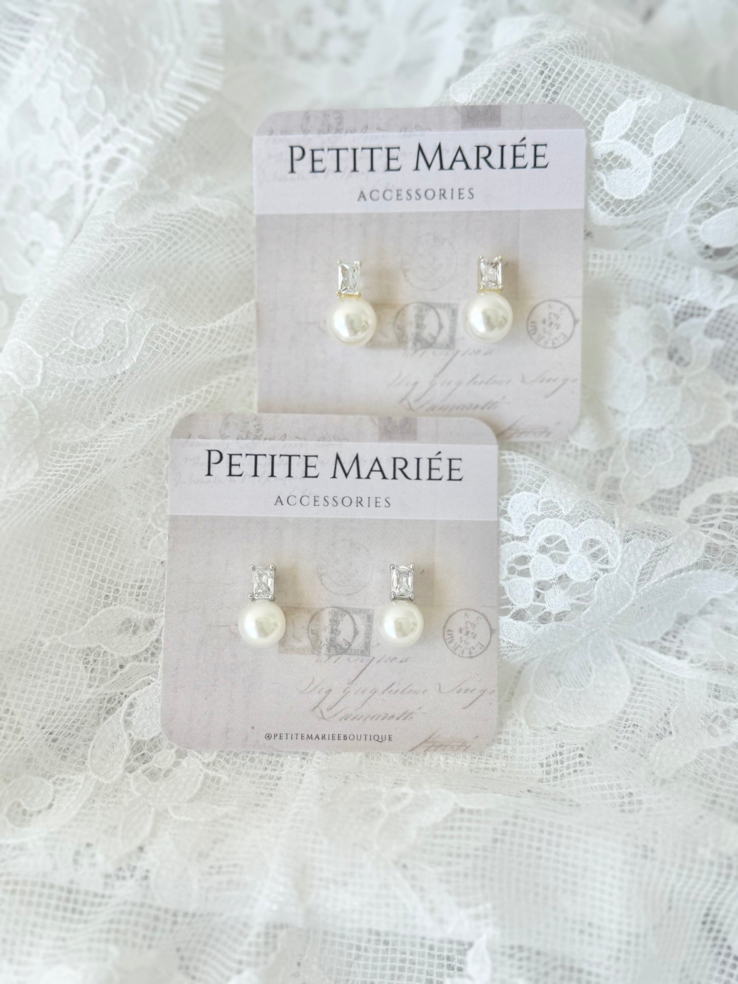 Calla Pearl Earrings