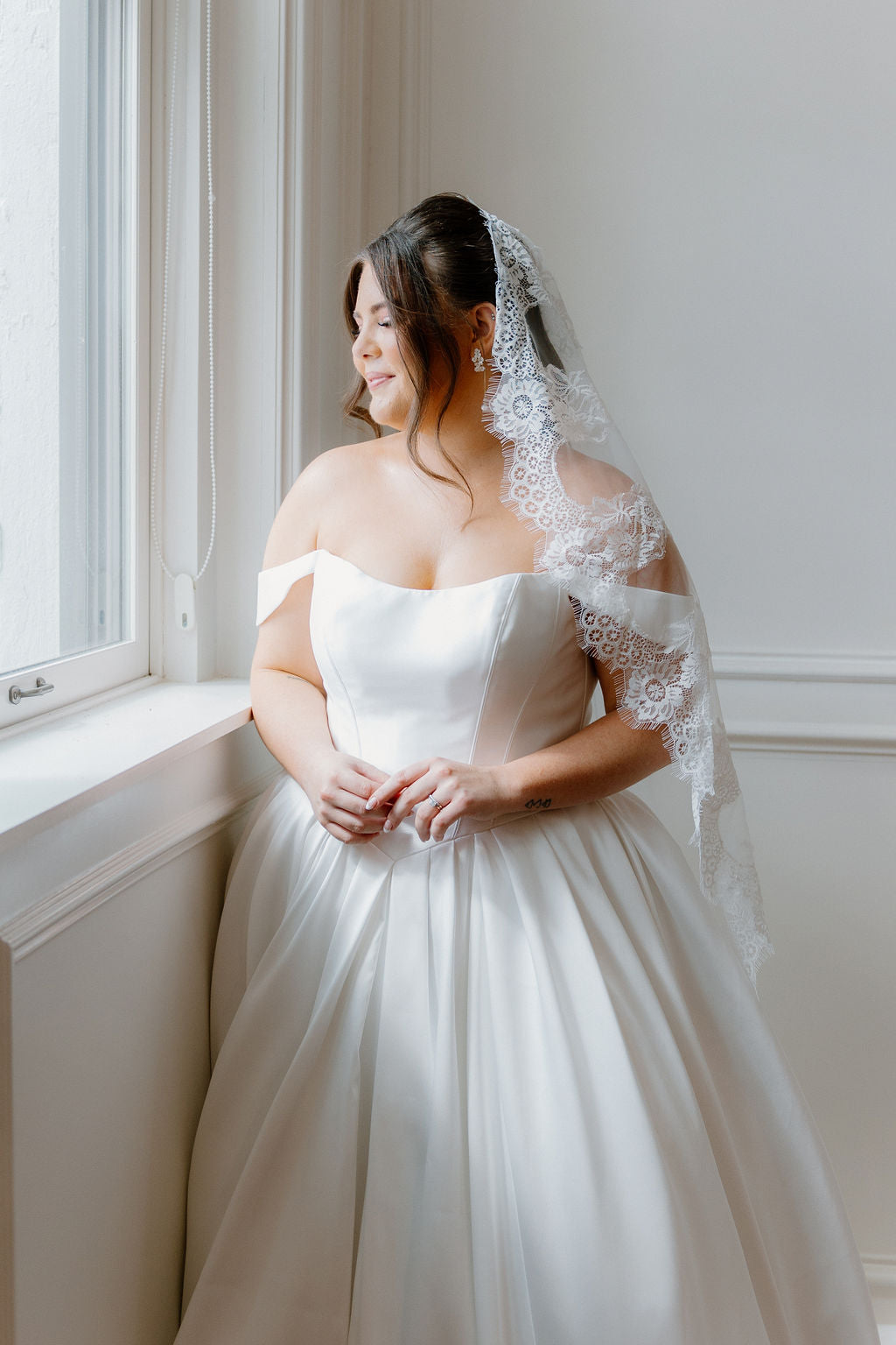 Lace Mantilla Cathedral Length Wedding Veil