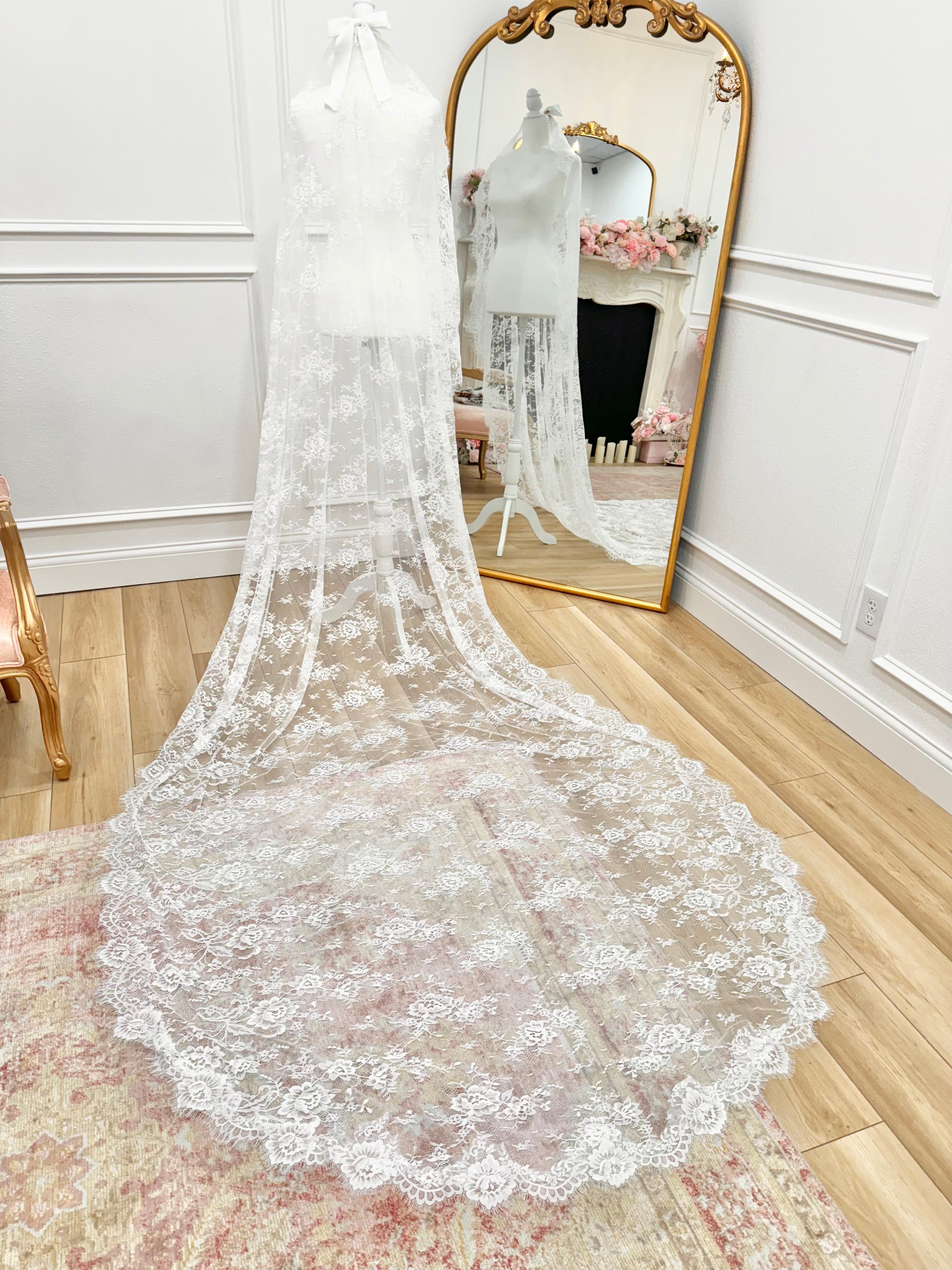 Vintage Lace Wedding Veil