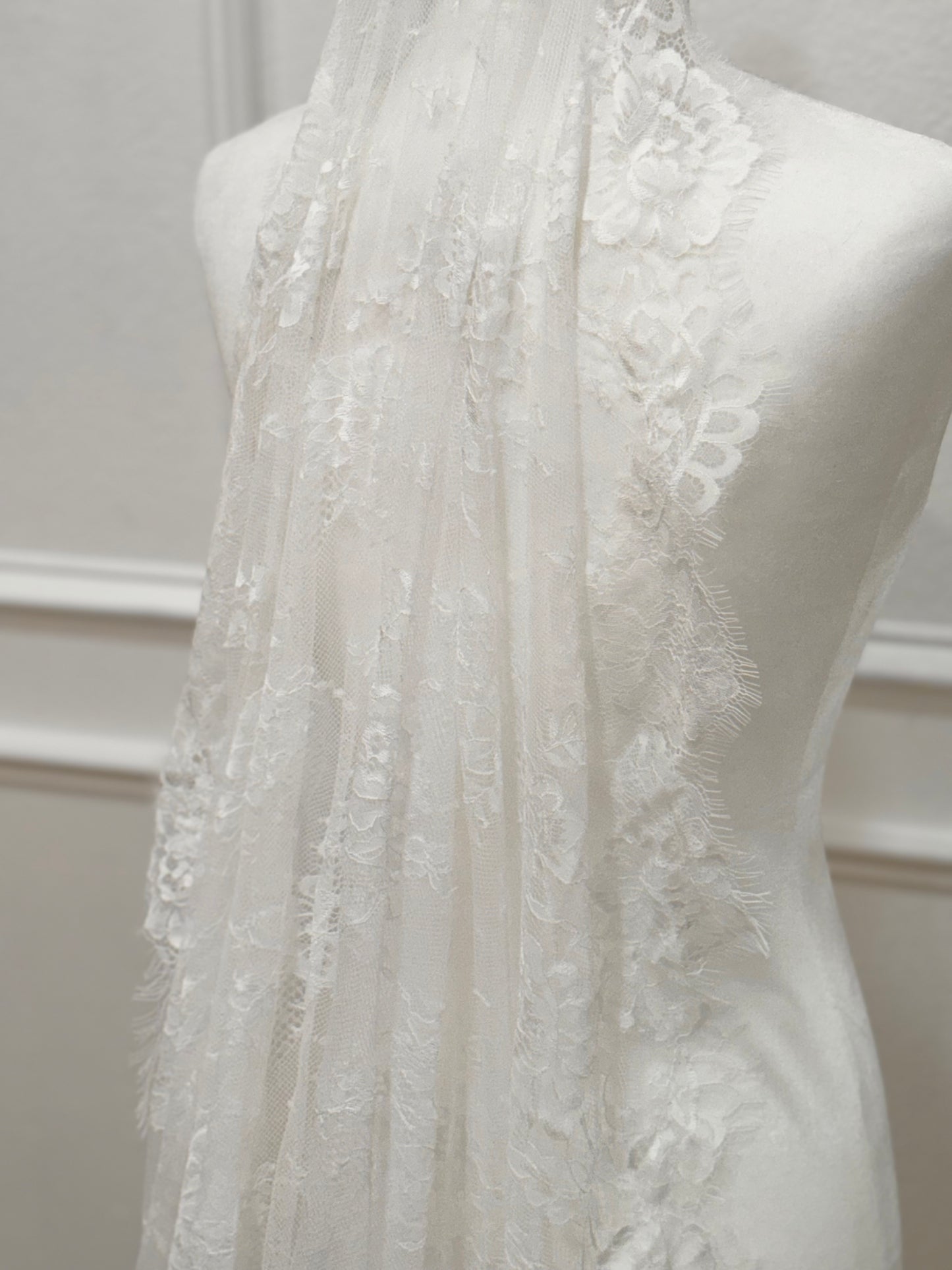 Vintage Lace Wedding Veil