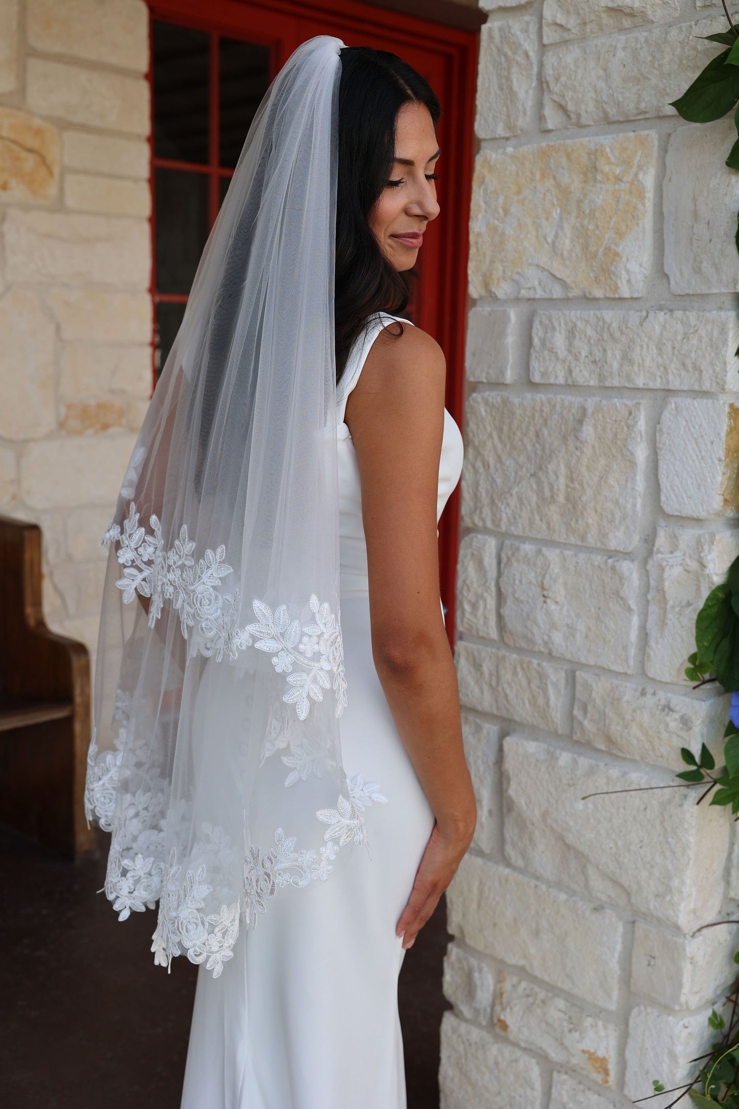 Rosie Floral Lace Veil