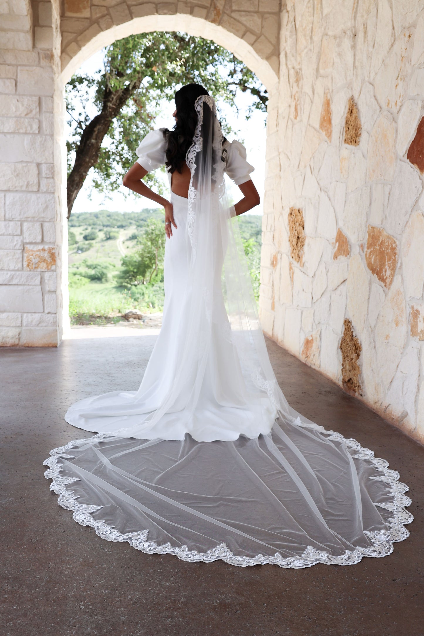 Sutton Lace Mantilla Veil