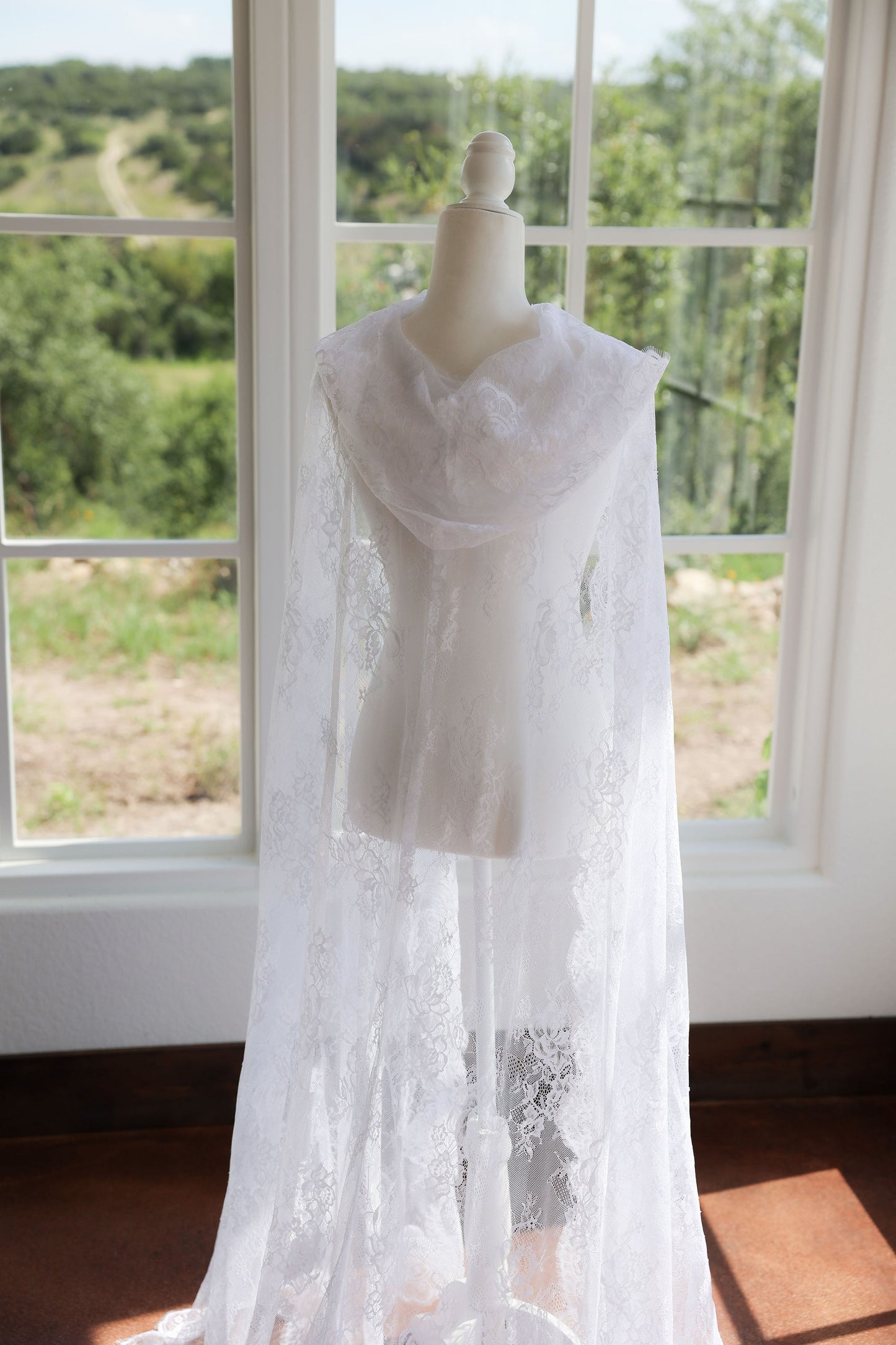 Collins Lace Wedding Cape